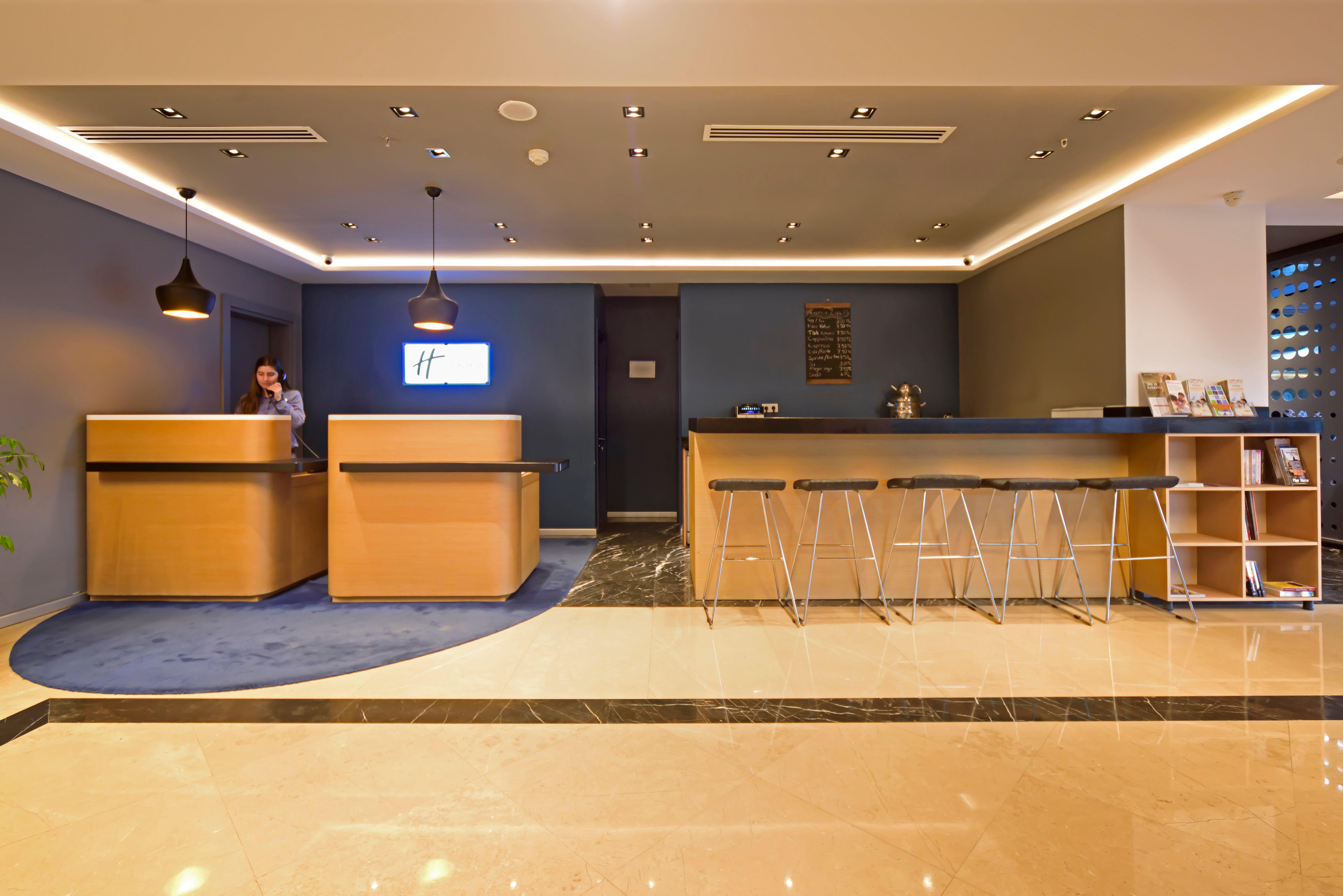Holiday Inn Express Istanbul-Altunizade By Ihg Экстерьер фото