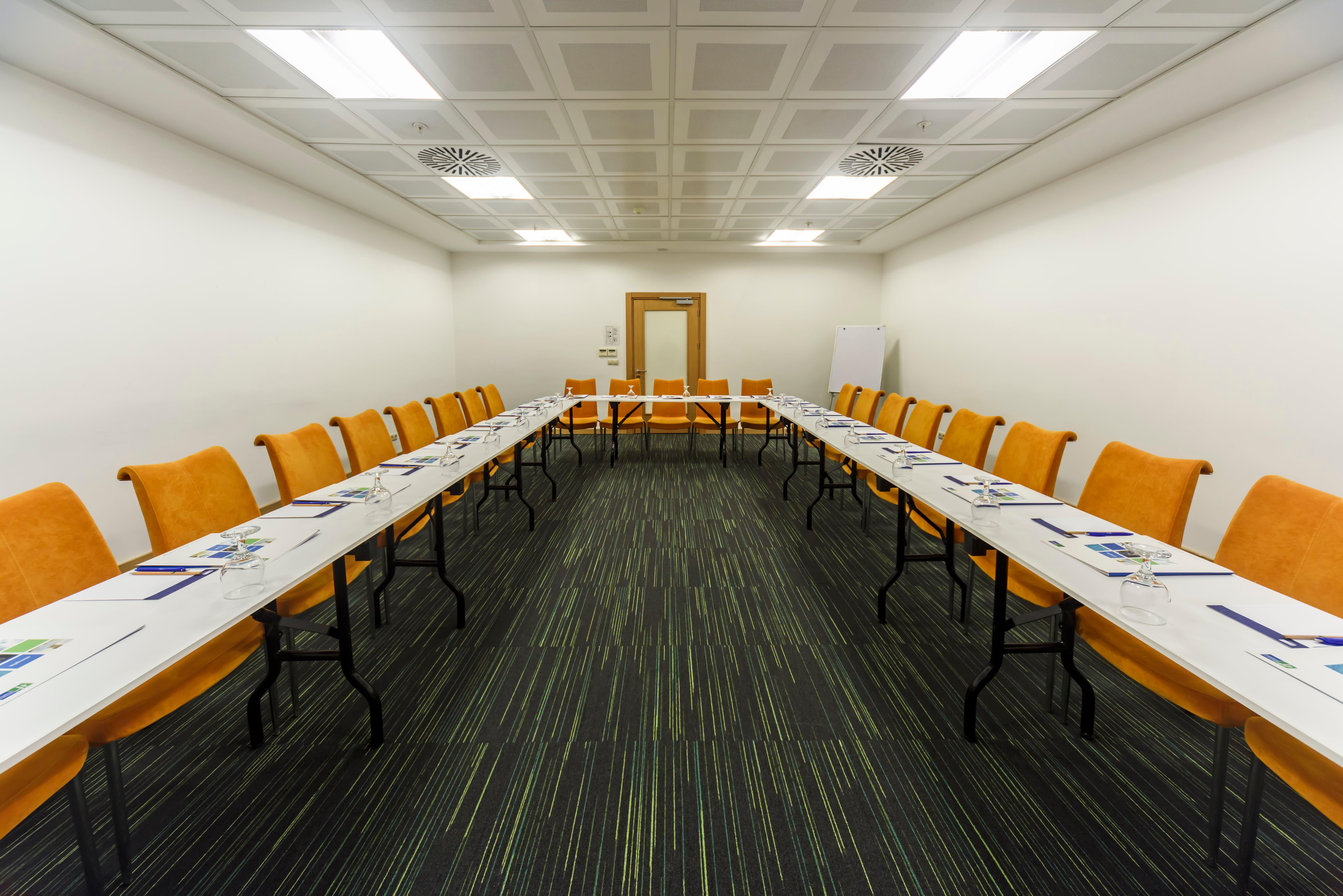 Holiday Inn Express Istanbul-Altunizade By Ihg Экстерьер фото