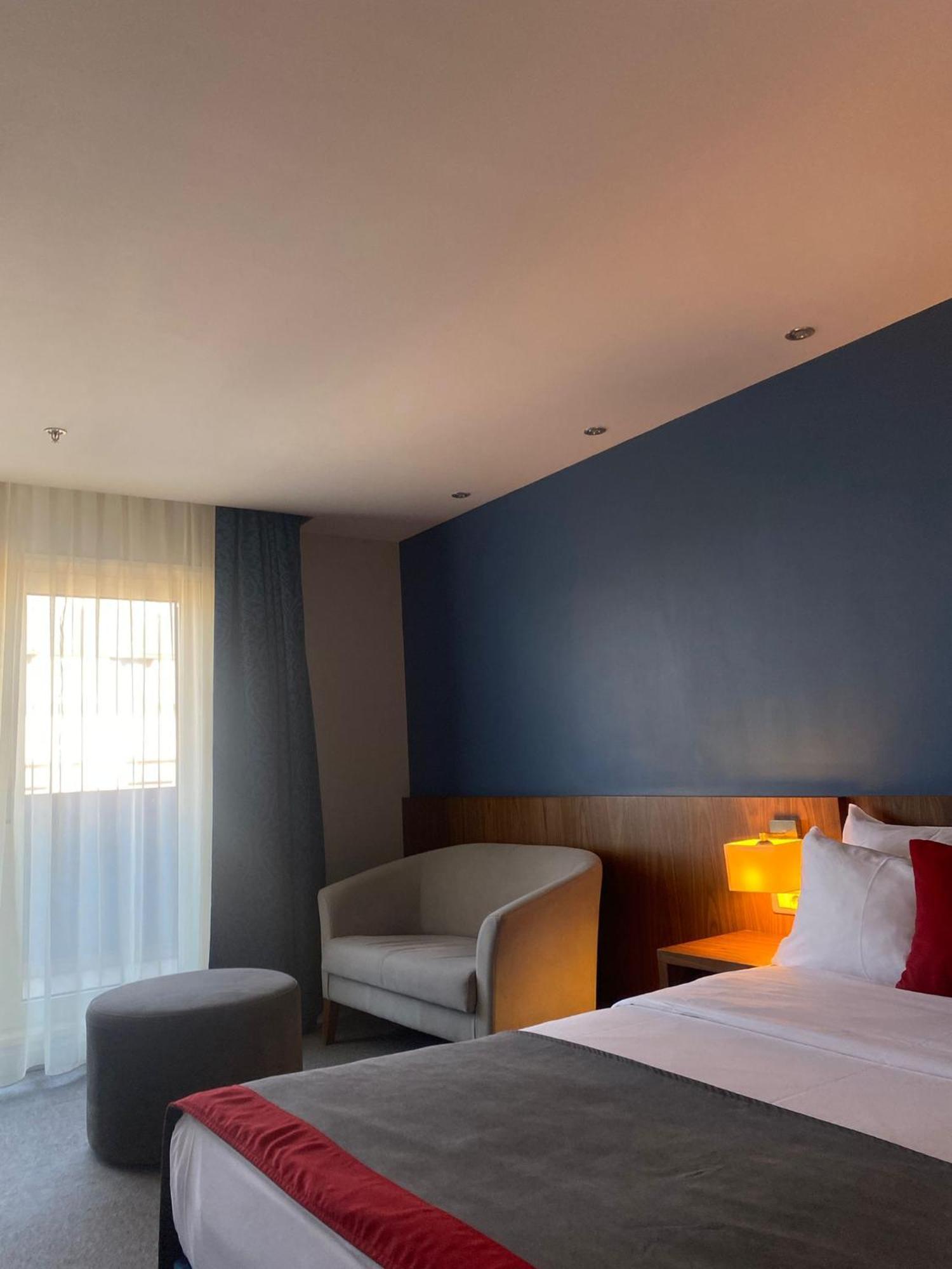 Holiday Inn Express Istanbul-Altunizade By Ihg Экстерьер фото