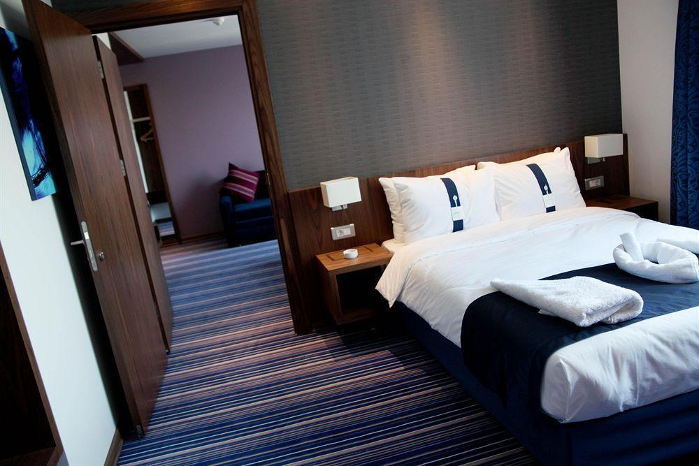 Holiday Inn Express Istanbul-Altunizade By Ihg Номер фото